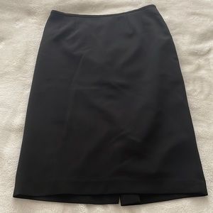 Jones Studio Black Classic Pencil Skirt size 6